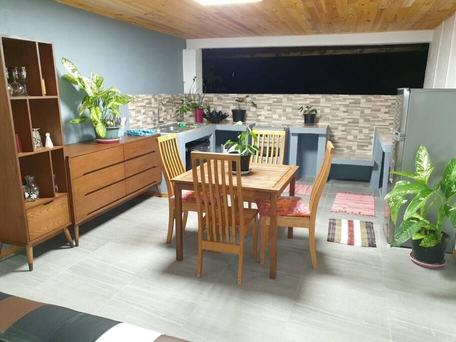 Ferienwohnung Ohana Location Ravissant Appart Spacieux Parking Gratuit A Uturoa Exterior foto